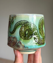 Load image into Gallery viewer, Snake Sipper