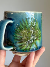 Load image into Gallery viewer, Alligator Mug
