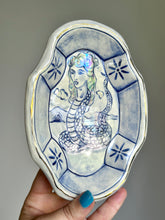 Load image into Gallery viewer, Moura Serpentina catchall dish 19
