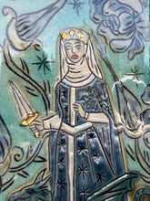 Load image into Gallery viewer, Queen and her Dragon Tray
