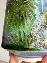 Load image into Gallery viewer, Alligator Mug
