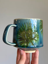 Load image into Gallery viewer, Alligator Mug
