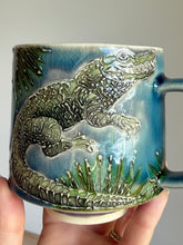 Load image into Gallery viewer, Alligator Mug
